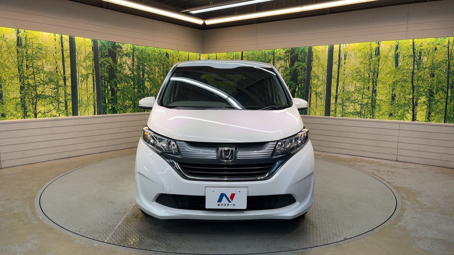 ホンダ フリード 6人乗り 純正ナビ FF 139.9万円(滋賀県)[132]の中古