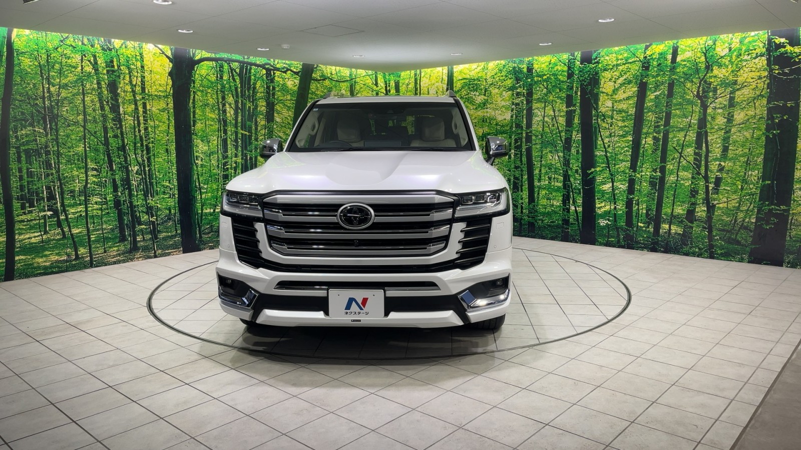 トヨタ ランドクルーザー 4WD 7人乗 FULL4WD 1,119.9万円(福岡県